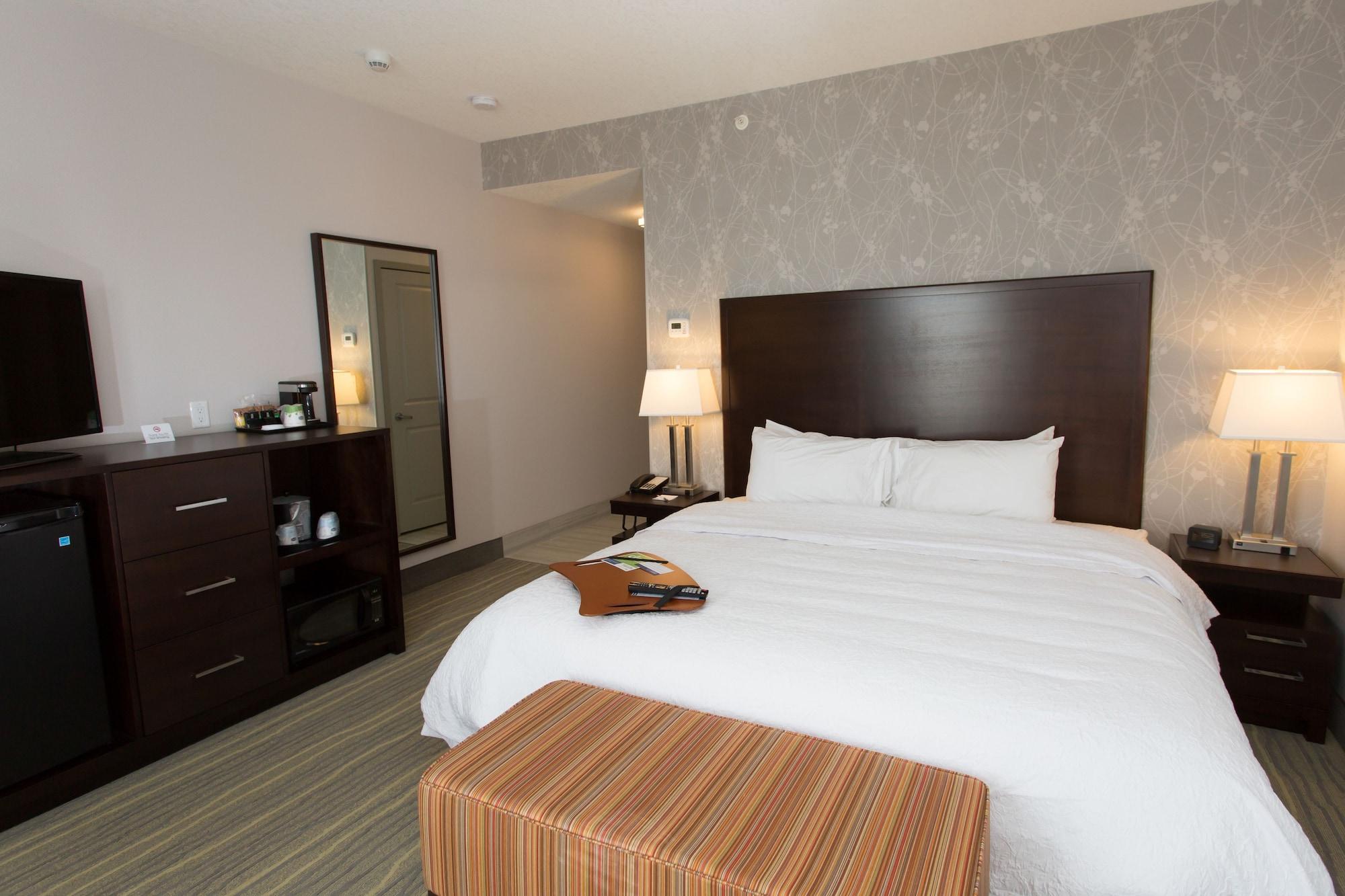 Hampton Inn By Hilton Lloydminster Εξωτερικό φωτογραφία