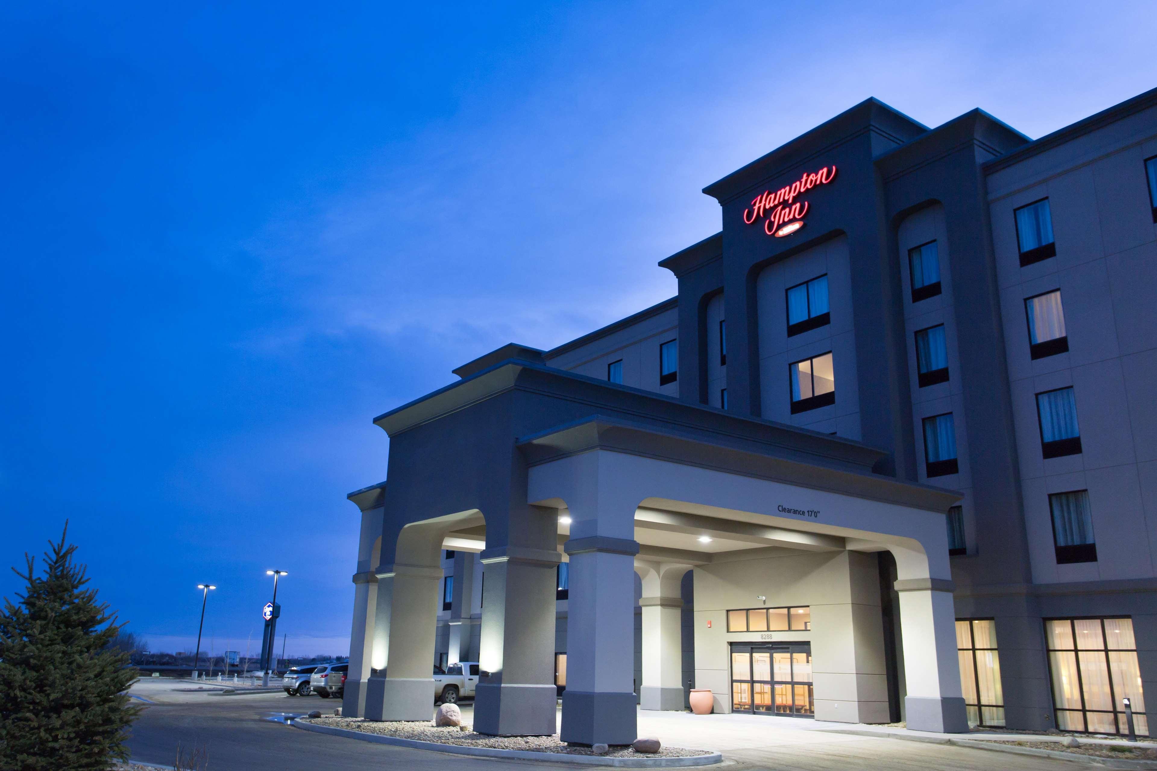 Hampton Inn By Hilton Lloydminster Εξωτερικό φωτογραφία