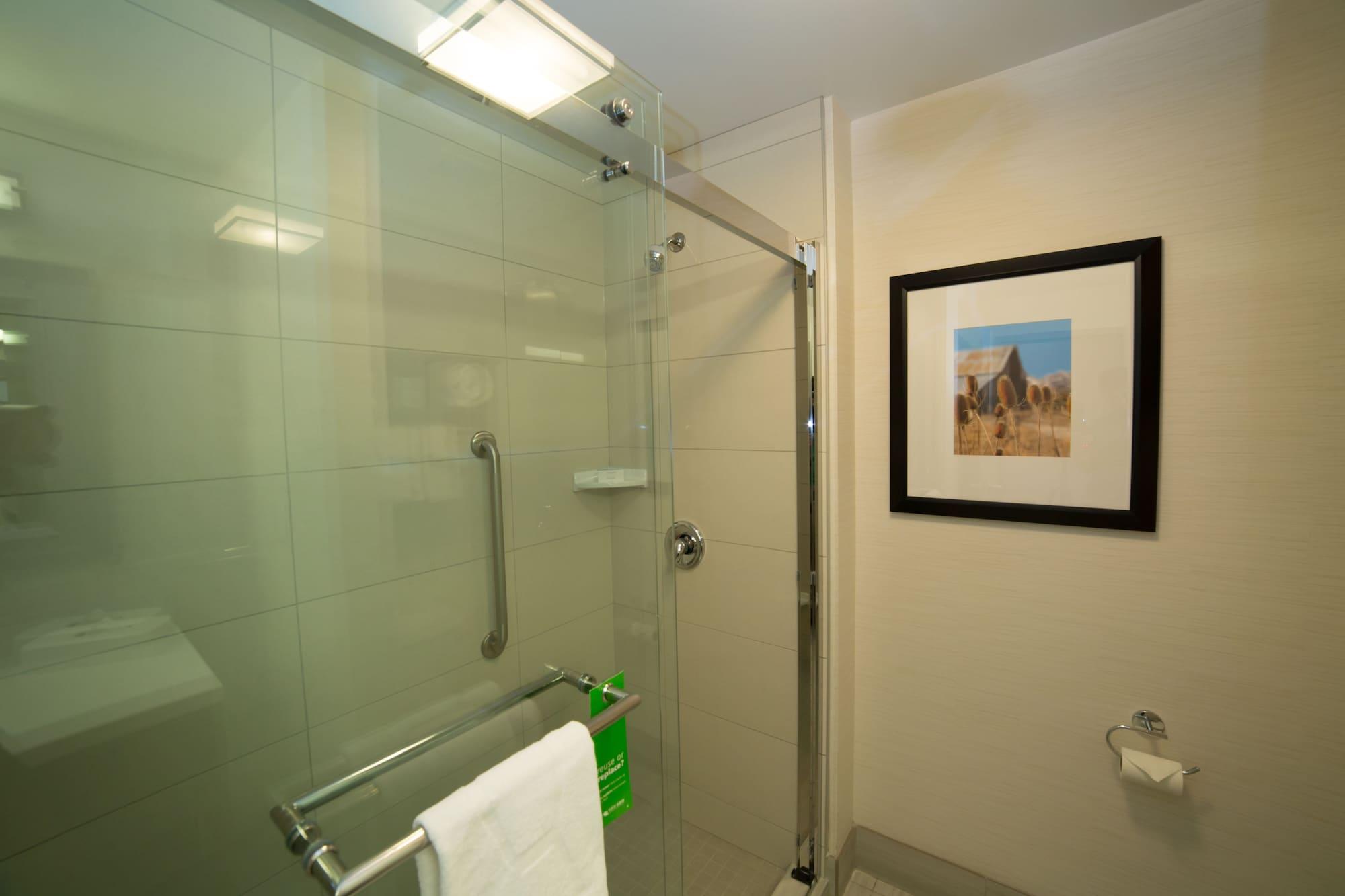 Hampton Inn By Hilton Lloydminster Εξωτερικό φωτογραφία