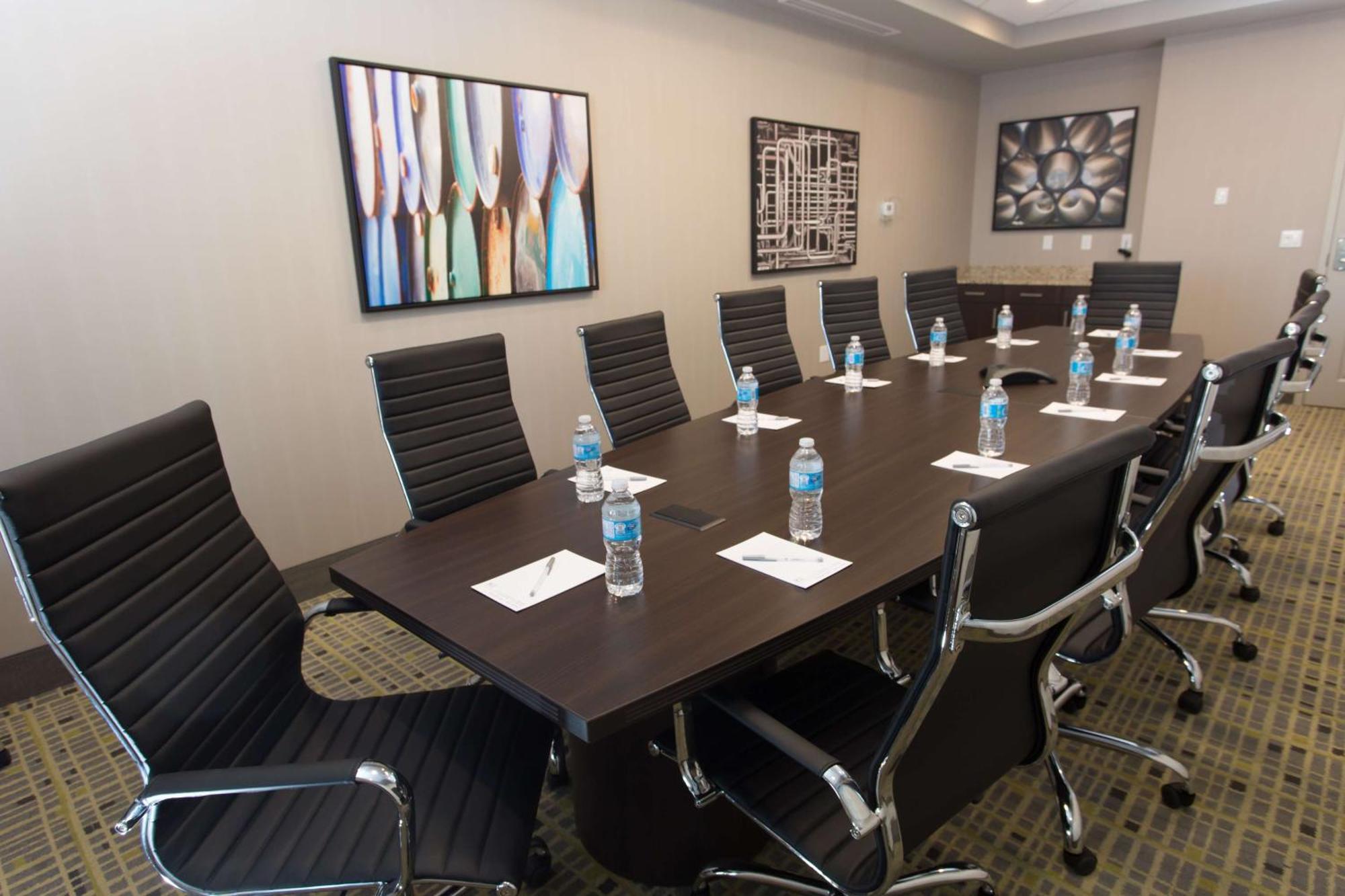 Hampton Inn By Hilton Lloydminster Εξωτερικό φωτογραφία