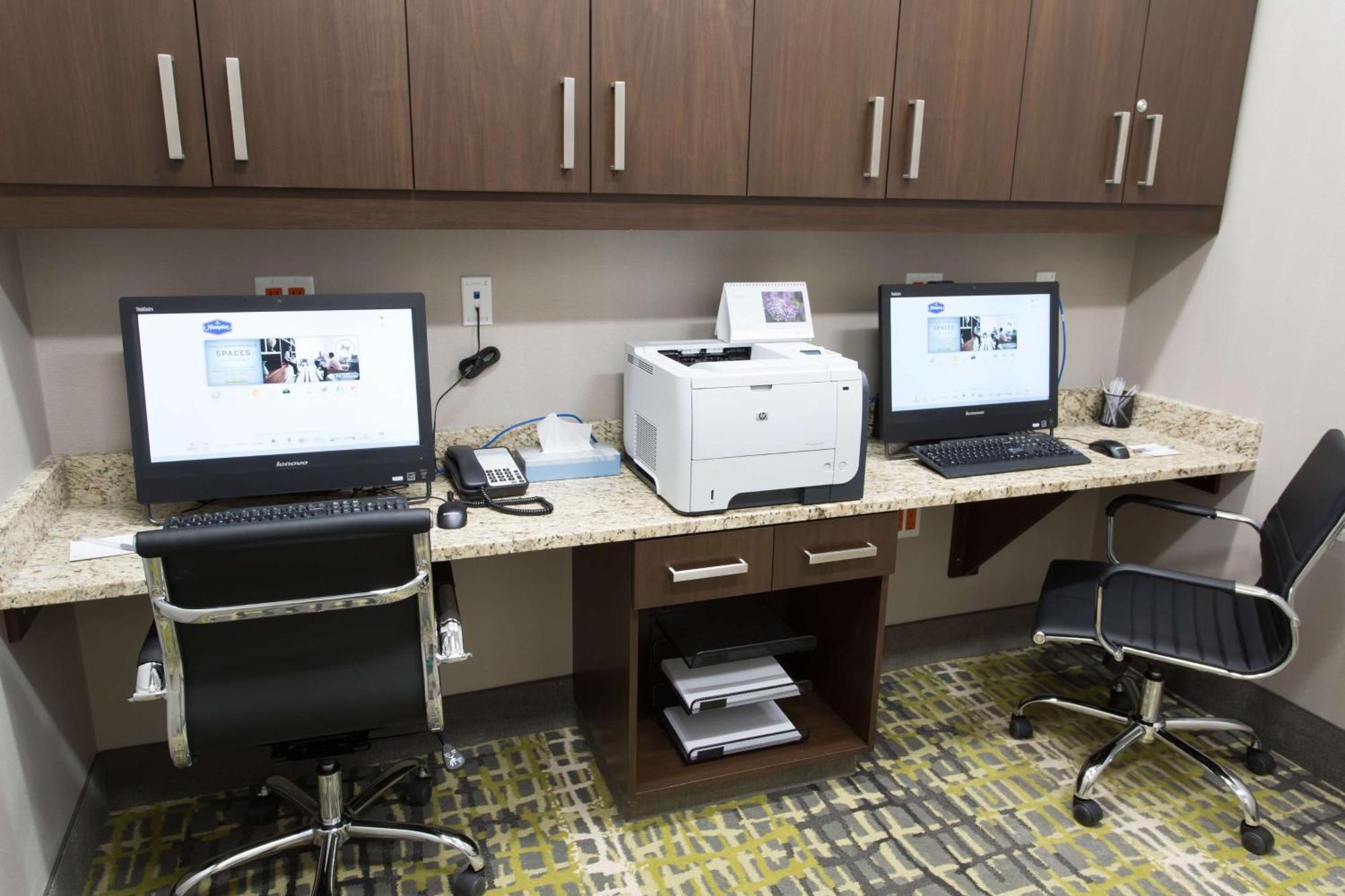 Hampton Inn By Hilton Lloydminster Εξωτερικό φωτογραφία