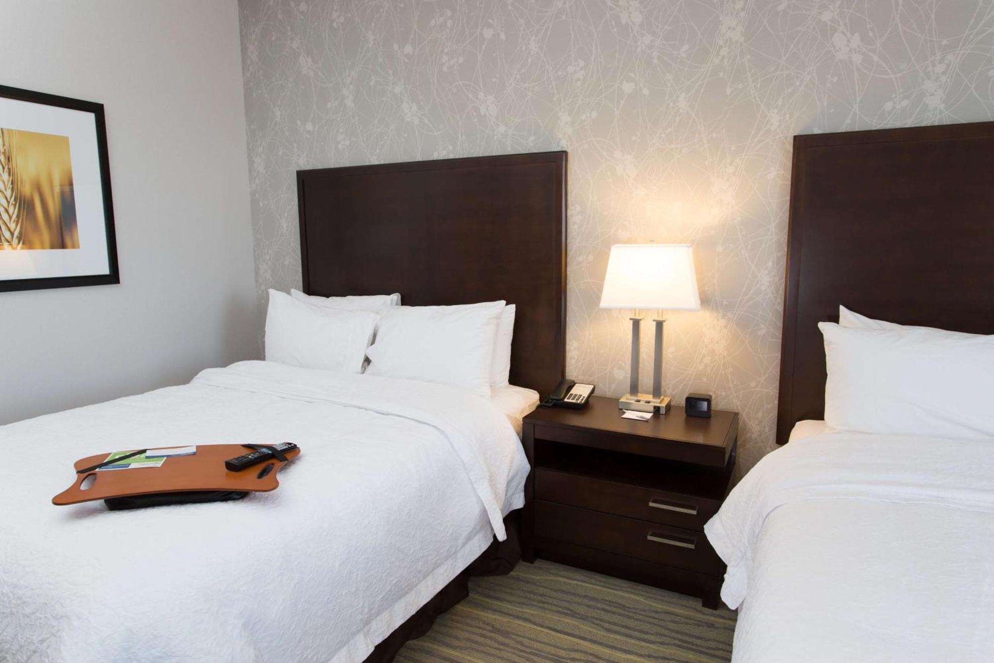 Hampton Inn By Hilton Lloydminster Εξωτερικό φωτογραφία